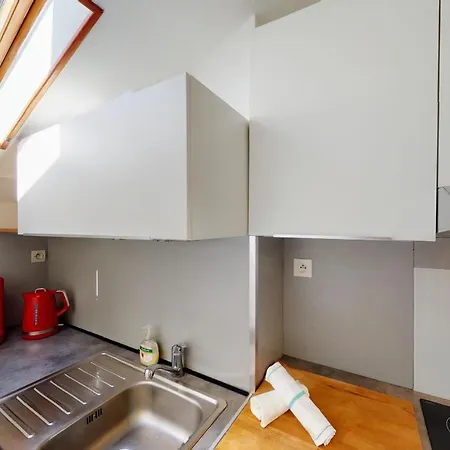 Apartment With 2 Bedrooms For 4 People In Annecy-le-vieux *